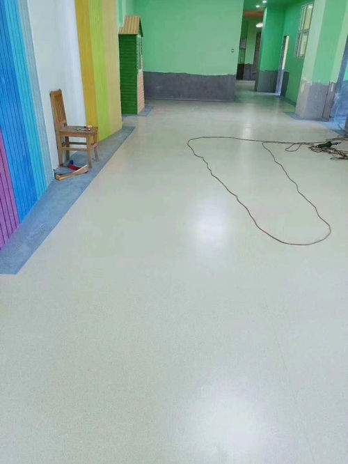 寫字樓PVC塑膠地板（地膠）價格解析與選購指南